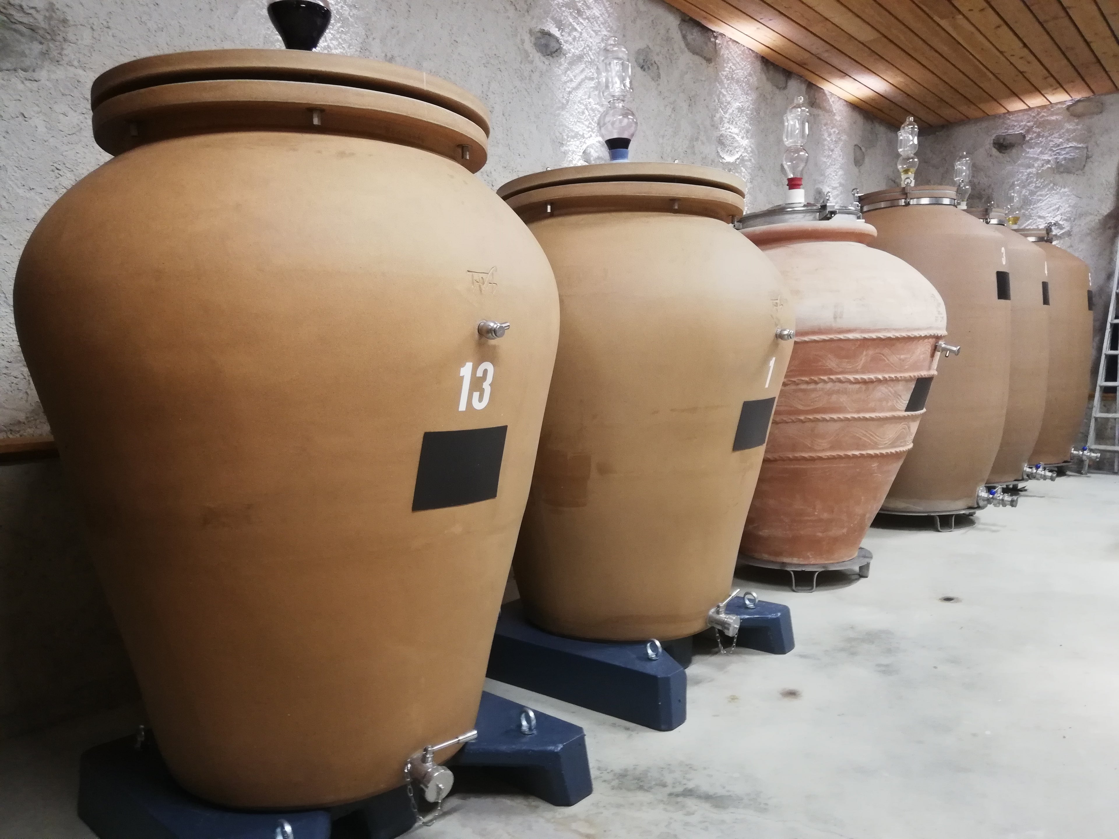 Cave Amphores, Domaine Pascal, Annick et Noé Quenard, Vins Biodynamie, Demeter, Chignin, Savoie, naturedevin.com